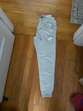 Nike Light Gray Jogger Sweatpants